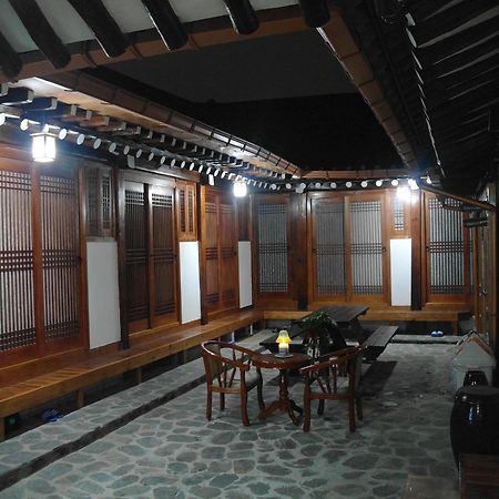 Bibimbap Hanok Guesthouse Insadong Seoul Exterior photo