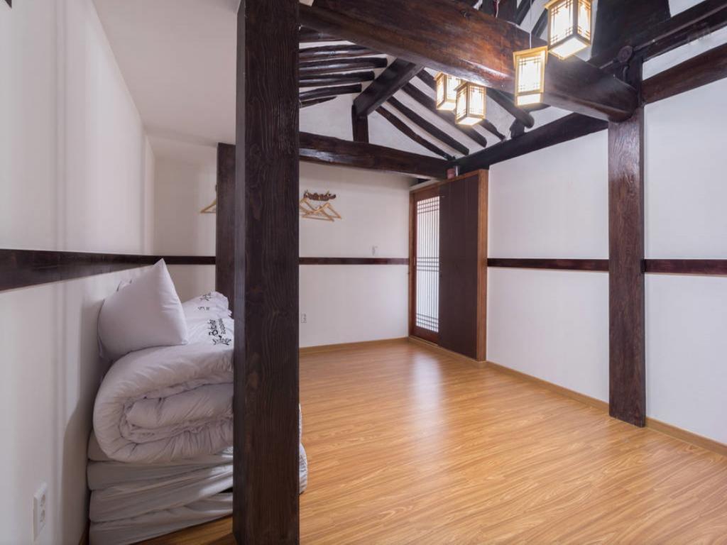 Bibimbap Hanok Guesthouse Insadong Seoul Room photo