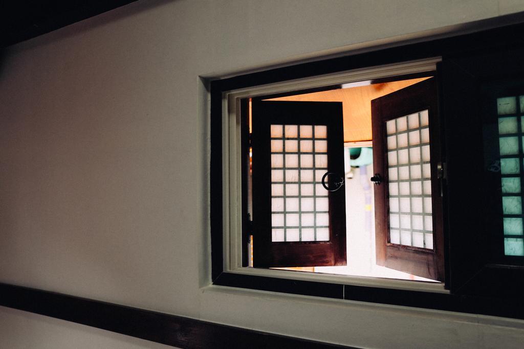 Bibimbap Hanok Guesthouse Insadong Seoul Room photo