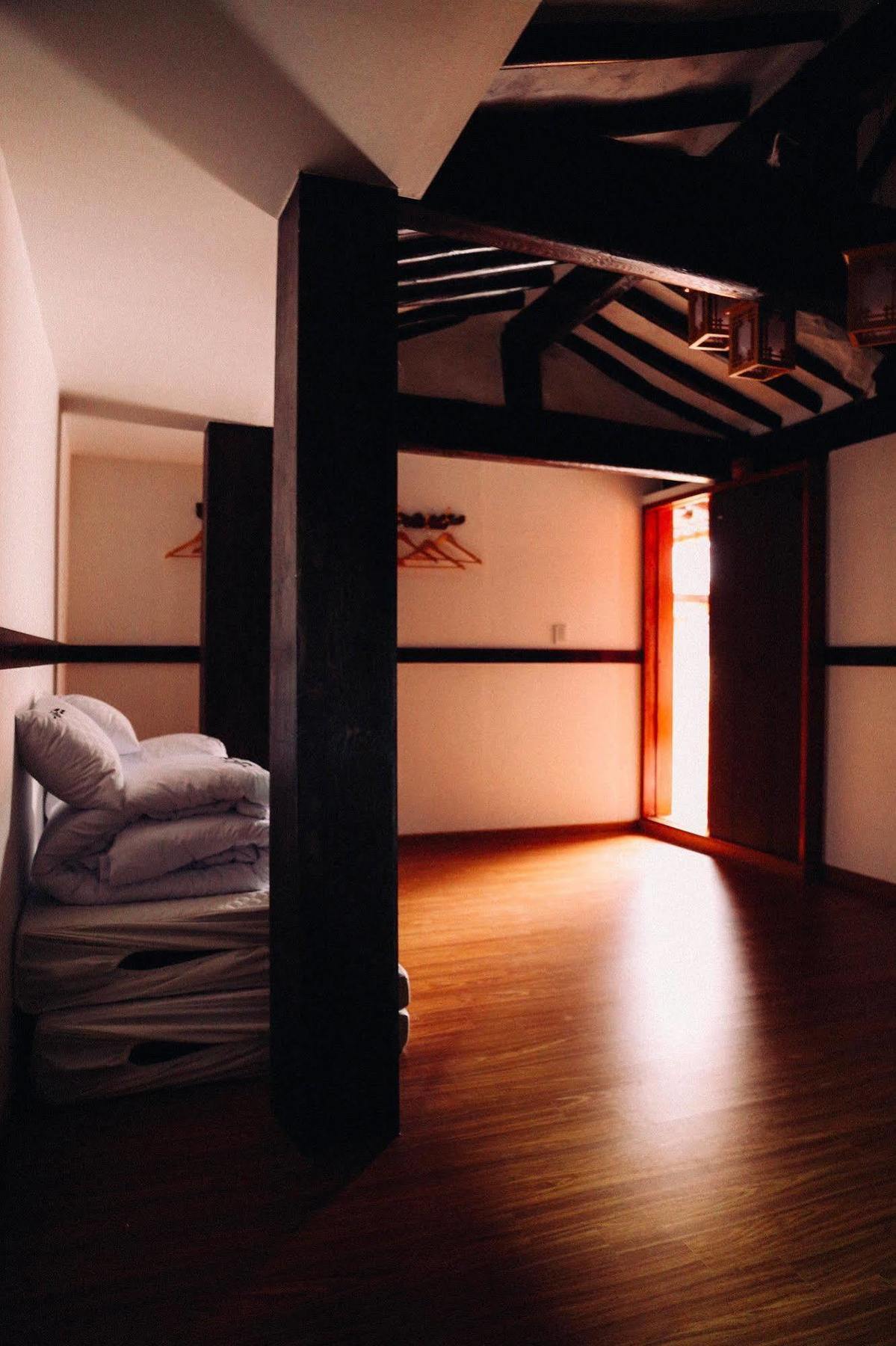 Bibimbap Hanok Guesthouse Insadong Seoul Exterior photo